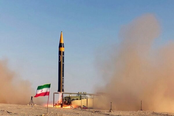 هاآرتص: موشک‌های خوشه‌ای ایران از لایه‌های پدافند اسرائیل عبور می‌کنند