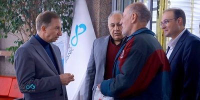 تداوم بازدیدهای میدانی مدیرعامل بانک دی از شعب تهران تداوم بازدیدهای میدانی مدیرعامل بانک دی از شعب تهران