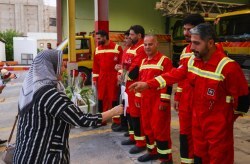 آرامش کیش در آخرین چهارشنبه سال؛ تقدیر کیشوندان از تلاش های کارکنان اورژانس و آتش نشانان جزیره آرامش کیش در آخرین چهارشنبه سال؛ تقدیر کیشوندان از تلاش های کارکنان اورژانس و آتش نشانان جزیره
