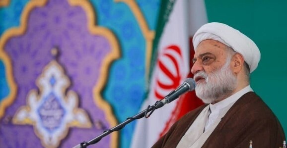 حضرت خدیجه (س) با انفاق پایه‌های اقتصادی نهضت اسلامی را تقویت کرد