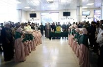 استقبال از پرچم متبرک حرم رضوی در هفته کرامت در جزیره کیش