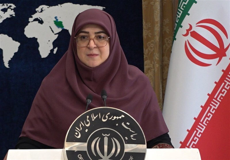 فقط درباره موضوع هستهای با حفظ خط قرمزها گفتوگو میکنیم/استیضاح حق مجلس است فقط درباره موضوع هستهای با حفظ خط قرمزها گفتوگو میکنیم/استیضاح حق مجلس است