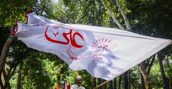 جز «علی امیرمؤمنان» نبود، دیگران بر این لقب نه درخورند
