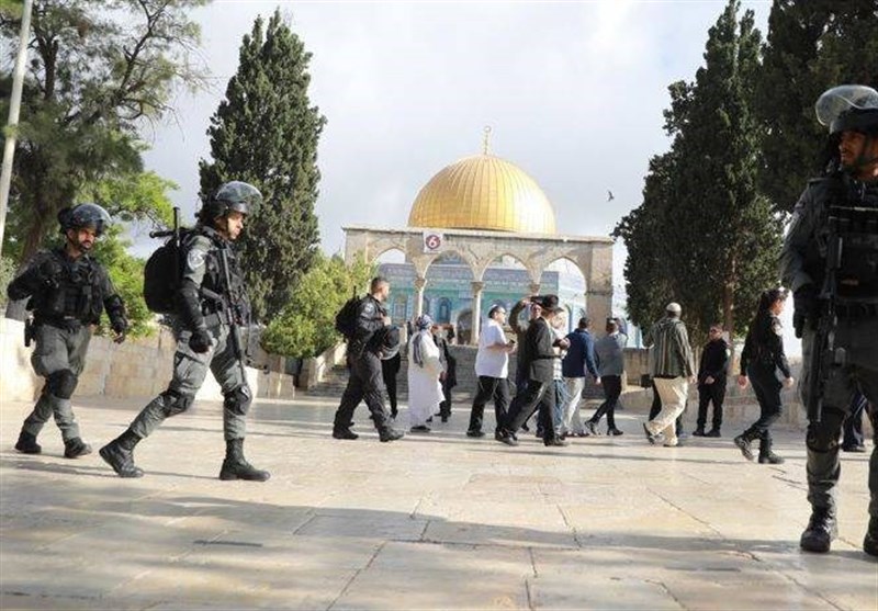 تعرض شهرکنشینان صهیونیست به مسجد الاقصی تعرض شهرکنشینان صهیونیست به مسجد الاقصی