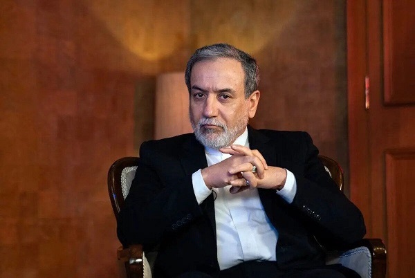 بار دیگر دیپلماسی را به اروپا پیشنهاد می‌دهم/پیش از آغاز گفت‌وگوی غیرمستقیم با آمریکا نیز آماده این کار بودم، اما سه کشور اروپایی نخواستند