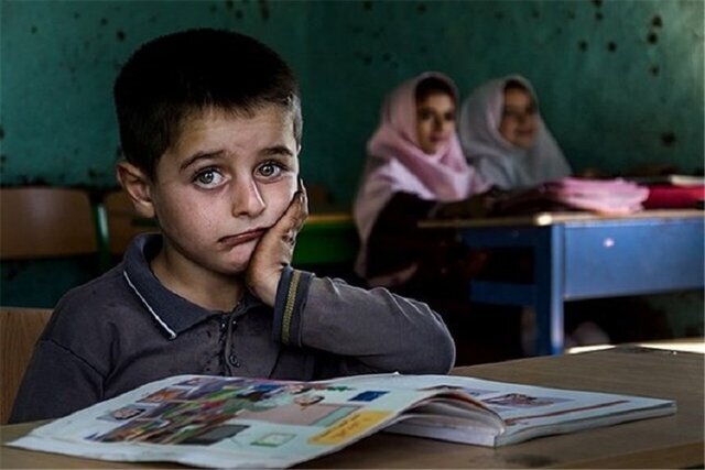 افزایش کار کودکان همراه با تحصیل طی سالهای اخیر/ ۵ استان دارای بالاترین نرخ بازماندگی از تحصیل افزایش کار کودکان همراه با تحصیل طی سالهای اخیر/ ۵ استان دارای بالاترین نرخ بازماندگی از تحصیل