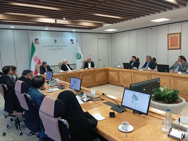 عارف: بنیاد مستضعفان رقیب دولت نیست/بنیاد مستضعفان از نهادهایی است که میتواند پیشتاز سرمایهگذاری با هدف تولید باشد عارف: بنیاد مستضعفان رقیب دولت نیست/بنیاد مستضعفان از نهادهایی است که میتواند پیشتاز سرمایهگذاری با هدف تولید باشد