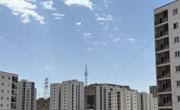 شعار سال در بازار مسکن جاماند/ ملک در محاصره بحران تورم و گرانی شعار سال در بازار مسکن جاماند/ ملک در محاصره بحران تورم و گرانی