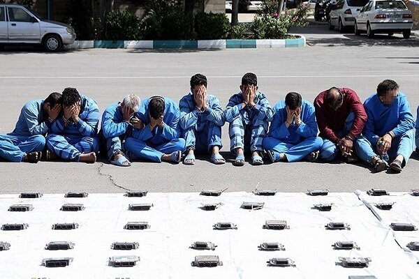 ضرب شست پلیس به سارقین/ انهدام باندهای سرقت خودرو، موبایل و منزل