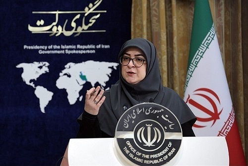 مهاجرانی: مشکلی در توزیع بنزین نداریم