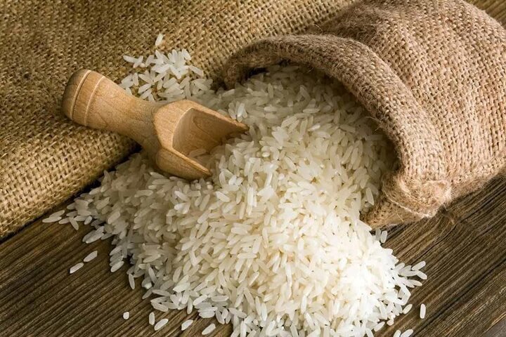 کشف ۸۰ تن برنج و ۱۰ تن حبوبات احتکارشده در اراک