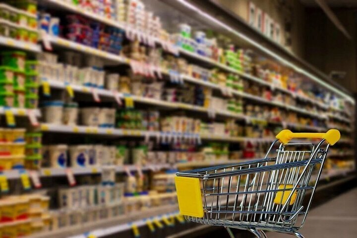 وضعیت عادی بازار مواد غذایی/ ذخایر کافی وجود دارد