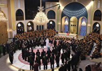 زندانی‌ها پرده‌ها را می‌کشند و «حسینیه معلی» می‌بینند
