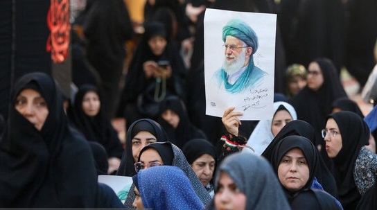 از معنابخشی تا آگاهیرسانی/ نقش زنان در تقویت جبهه داخلی از معنابخشی تا آگاهیرسانی/ نقش زنان در تقویت جبهه داخلی