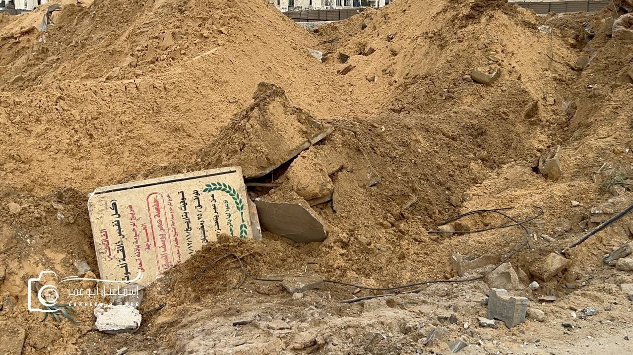 ظرفیت گورستانهای غزه پر شد؛ پیکرهایی که یک متر خاک برای آرمیدن ندارند! ظرفیت گورستانهای غزه پر شد؛ پیکرهایی که یک متر خاک برای آرمیدن ندارند!
