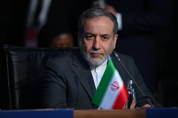 عراقچی: ایران همچنان به معاهده عدم اشاعه و توافقنامه پادمان پایبند است/حمایت آشکار آلمان از بمباران ایران نشان از سوءنیت و دشمنی اوست عراقچی: ایران همچنان به معاهده عدم اشاعه و توافقنامه پادمان پایبند است/حمایت آشکار آلمان از بمباران ایران نشان از سوءنیت و دشمنی اوست