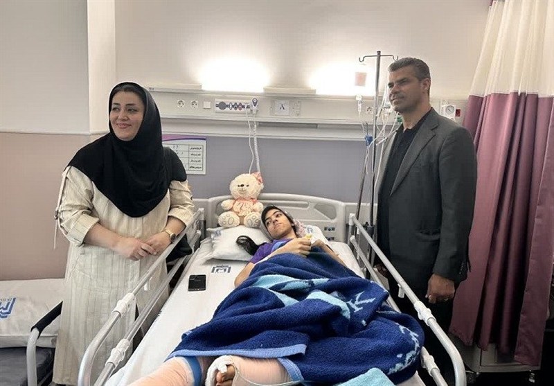 عیادت ساعی از تکواندوکاری که در حملات رژیم صهیونی مجروح شد عیادت ساعی از تکواندوکاری که در حملات رژیم صهیونی مجروح شد