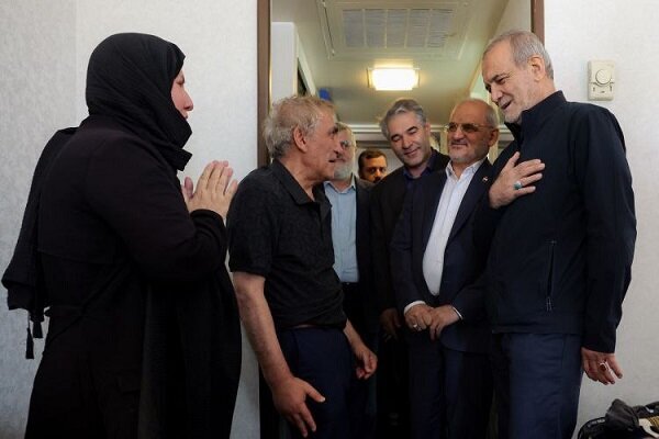 خانههای آسیب دیده در جنگ را همانطور که بود، میسازیم خانههای آسیب دیده در جنگ را همانطور که بود، میسازیم