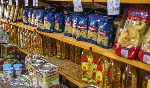 هم‌صدایی دولت و مردم در بحران/ بازار کالاهای اساسی تحت نظر دولت است