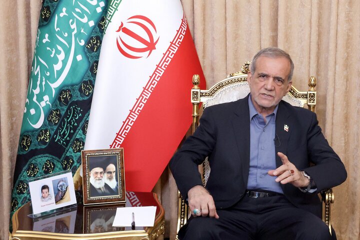 پزشکیان: ادعای ساخت بمب اتم دروغ است/ملت ایران پای میهن که وسط آمد آب پاکی را روی دست دشمن ریخت پزشکیان: ادعای ساخت بمب اتم دروغ است/ملت ایران پای میهن که وسط آمد آب پاکی را روی دست دشمن ریخت