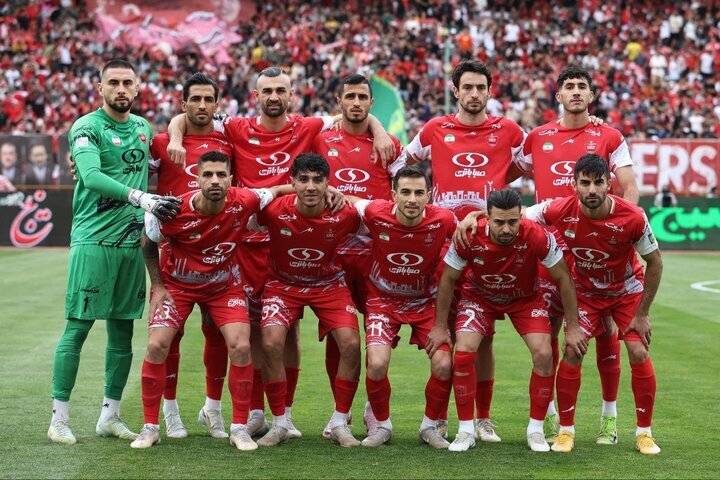 خریدهای پرسپولیس در حد «متوسط» است/دو تیم مدعی قهرمانی لیگ برتر هستند
