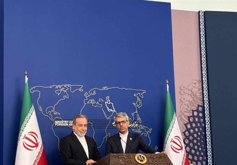 عراقچی: خبرنگاران در طول جنگ ۱۲ روزه ایستادند و بخشی از ماندگاری آن شدند