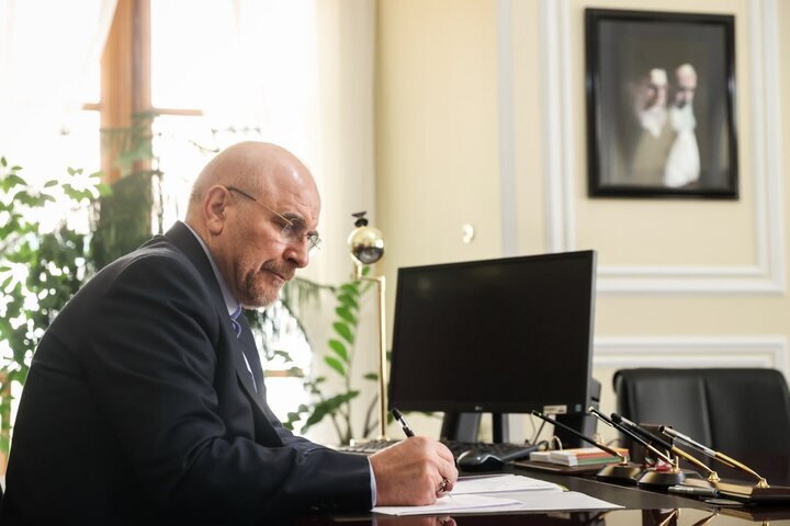 مجلس برای تصویب لوایح دولت در حمایت از خبرنگاران آمادگی دارد