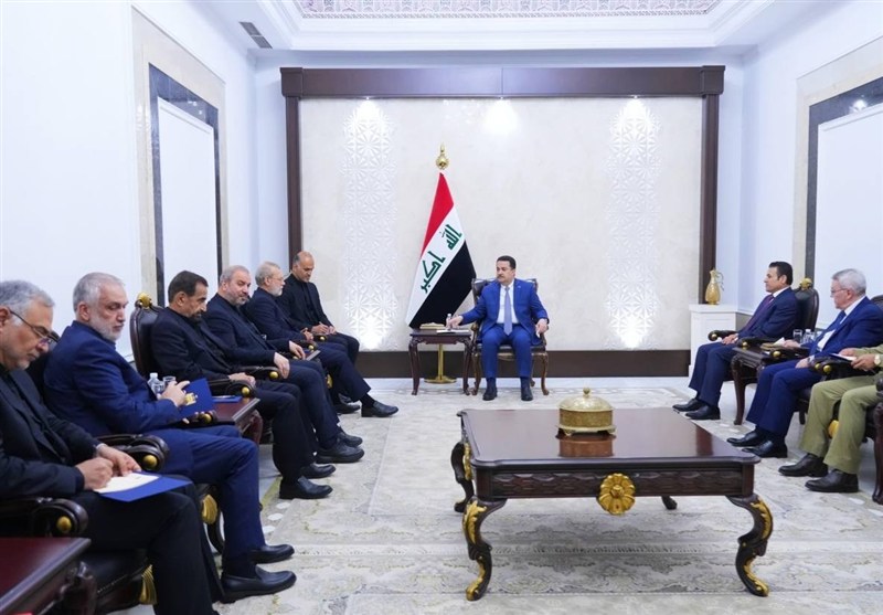 تأکید نخست وزیر عراق به تقویت روابط ایران در همه زمینهها تأکید نخست وزیر عراق به تقویت روابط ایران در همه زمینهها