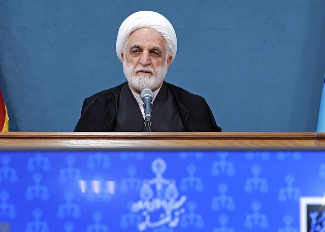 بدون تردید منشاء جنایاتی مانند حمله به دادگستری زاهدان، آمریکاست بدون تردید منشاء جنایاتی مانند حمله به دادگستری زاهدان، آمریکاست