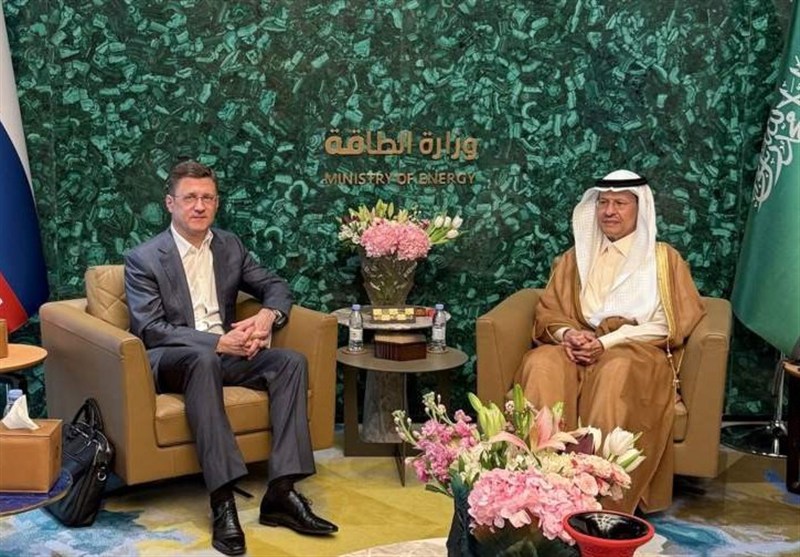 وضعیت بازار نفت، موضوع مذاکرات روسیه و عربستان سعودی وضعیت بازار نفت، موضوع مذاکرات روسیه و عربستان سعودی