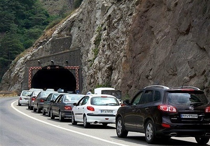 تردد پرحجم در جادههای شمال/ خبری از اعمال محدودیت ترافیکی نیست تردد پرحجم در جادههای شمال/ خبری از اعمال محدودیت ترافیکی نیست