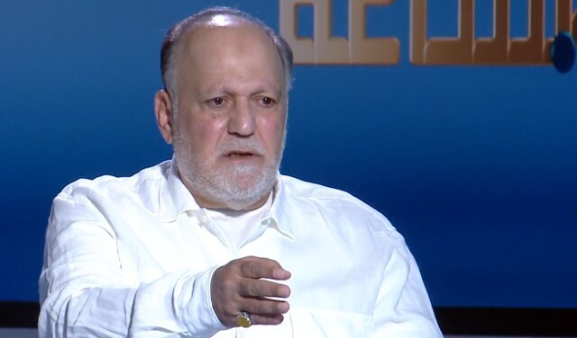 سلاح مقاومت زمانی از ما گرفته میشود که تمام جانمان گرفته شود سلاح مقاومت زمانی از ما گرفته میشود که تمام جانمان گرفته شود