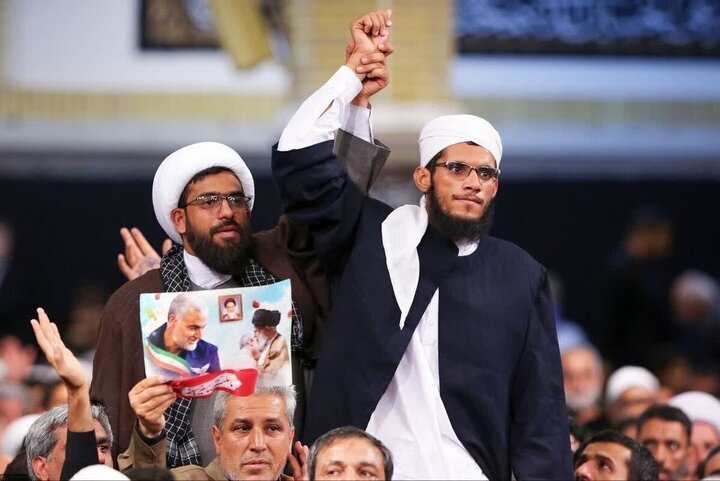 وحدت امت احمد(ص)/ کلید طلایی تمدن اسلامی و نویدبخش عصر ظهور وحدت امت احمد(ص)/ کلید طلایی تمدن اسلامی و نویدبخش عصر ظهور