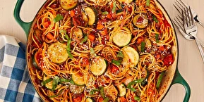 طرز تهیه اسپاگتی با سس تن ماهی، خوشمزه و آسان
