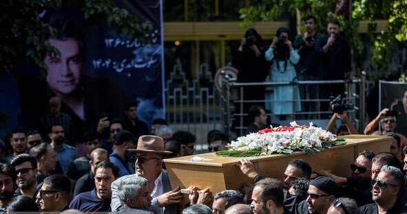 امید جهان گریه نمی‌کرد و دوست هم نداشت برایش گریه کنند!