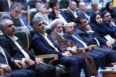 قدردانی فرزین از عملکرد بانک ملی ایران برای افزایش اختیارات استان ها
