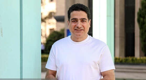 شجریان از دلایل دور شدن از موسیقی سنتی گفت/ به دنبال تجربههای نو هستم شجریان از دلایل دور شدن از موسیقی سنتی گفت/ به دنبال تجربههای نو هستم
