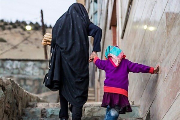 افزایش آمار زنان سرپرست خانوار/ اجرای طرحهای توانمندسازی افزایش آمار زنان سرپرست خانوار/ اجرای طرحهای توانمندسازی