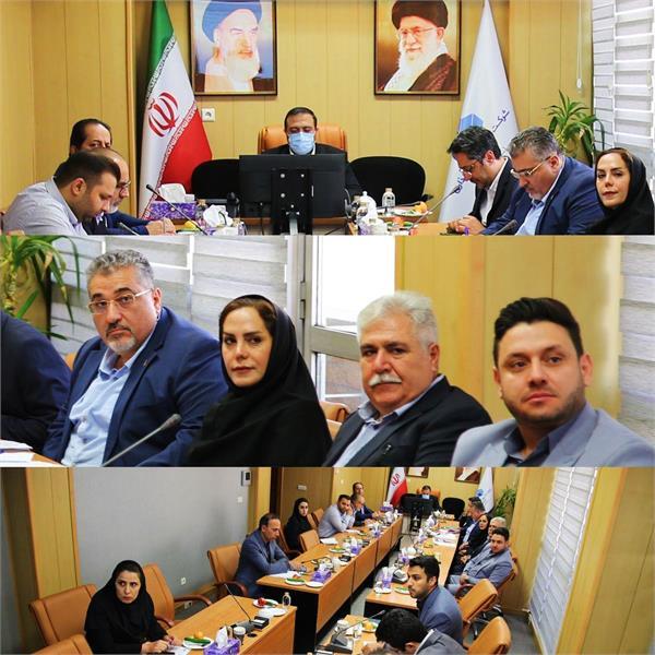 جلسه پایش عملکرد شرکت سرمایهگذاری مسکن غرب/تأکید علیزاده بر تعریف پروژههای جدید جلسه پایش عملکرد شرکت سرمایهگذاری مسکن غرب/تأکید علیزاده بر تعریف پروژههای جدید