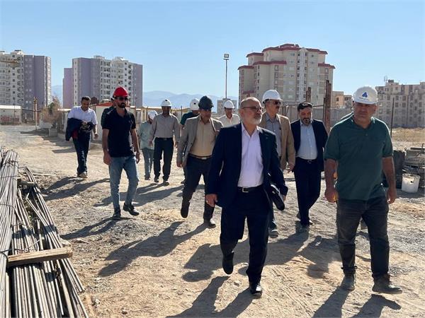 معاون فناوری و مدیریت ساخت گروه سرمایه‌گذاری مسکن عنوان کرد؛ تأکید بر تسریع در اجرای پروژه‌ها با حفظ کیفیت و بهره‌گیری از فناوری‌های نوین