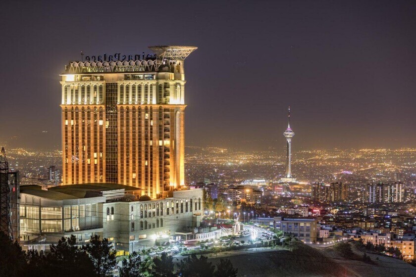 راهنمای سفر به تهران از خرید بلیط تا رزرو هتل راهنمای سفر به تهران از خرید بلیط تا رزرو هتل