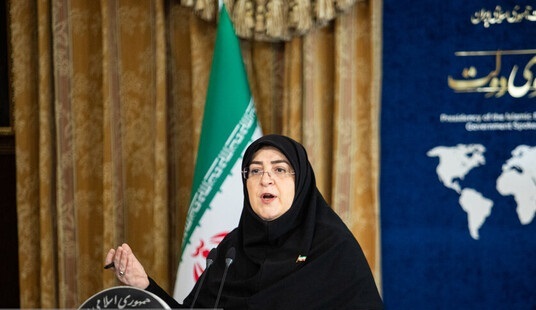 دولت میکوشد با تمام توان جنگ را از ایران دور کند دولت میکوشد با تمام توان جنگ را از ایران دور کند