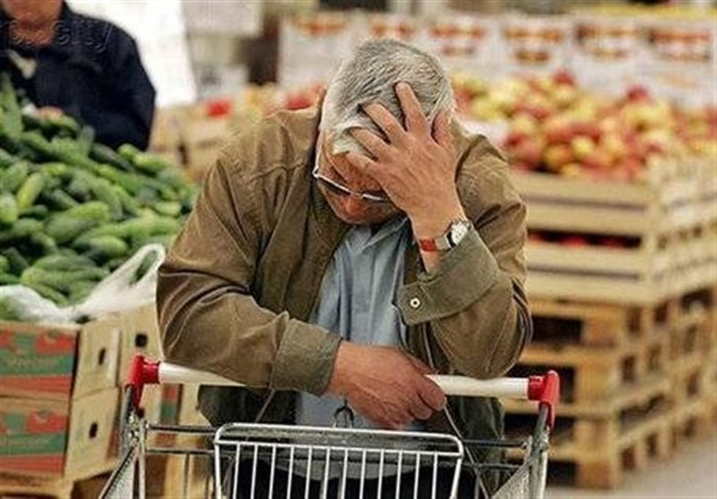 تورم افسارگسیخته بسیاری از کارگران را به زیر خط فقر کشانده است تورم افسارگسیخته بسیاری از کارگران را به زیر خط فقر کشانده است