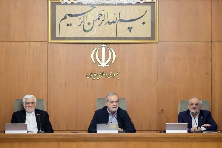 بررسی موضوع دعوت دولت مصر از پزشکیان برای حضور در اجلاس شرمالشیخ بررسی موضوع دعوت دولت مصر از پزشکیان برای حضور در اجلاس شرمالشیخ