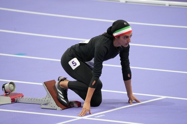 چرا دختر دونده ایران در خط پایان قهرمانی جهان از هوش رفت؟ چرا دختر دونده ایران در خط پایان قهرمانی جهان از هوش رفت؟