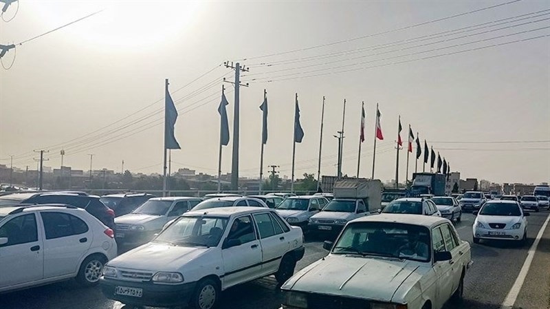 ترافیک سنگین در ورودیهای تهران/ تردد روان در محورهای شمالی ترافیک سنگین در ورودیهای تهران/ تردد روان در محورهای شمالی