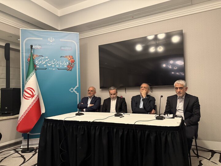 پزشکیان: در برابر فشار و تحریم تسلیم نخواهیم شد/مگر می‌شود کشوری را که ۱۷ همسایه دارد، تحریم کرد!