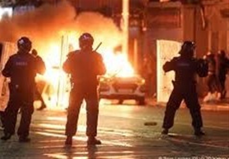 تداوم اعتراضات و ناآرامیها در پایتخت ایرلند تداوم اعتراضات و ناآرامیها در پایتخت ایرلند