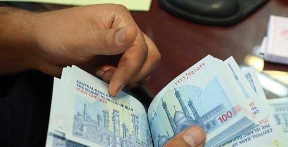 چانهزنی مزد ۱۴۰۵ از ماه آینده/ اختلاف بر سر عدد واقعی سبد معیشت چانهزنی مزد ۱۴۰۵ از ماه آینده/ اختلاف بر سر عدد واقعی سبد معیشت