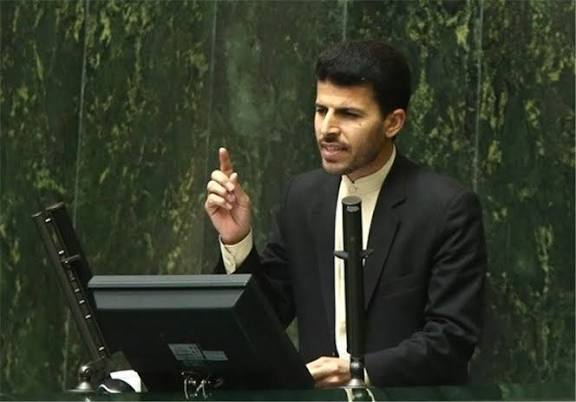 عضو هیات رییسه مجلس: بانک ملی در موضوع ادغام بانک آینده به خوبی عمل کرد عضو هیات رییسه مجلس: بانک ملی در موضوع ادغام بانک آینده به خوبی عمل کرد